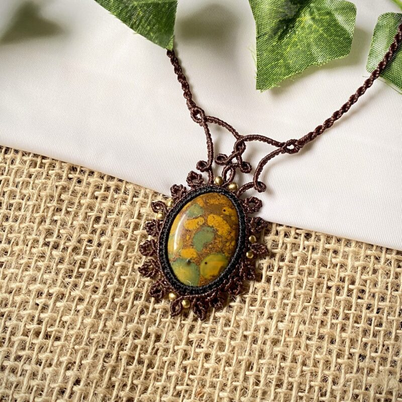 Colar com Jaspe Pistache