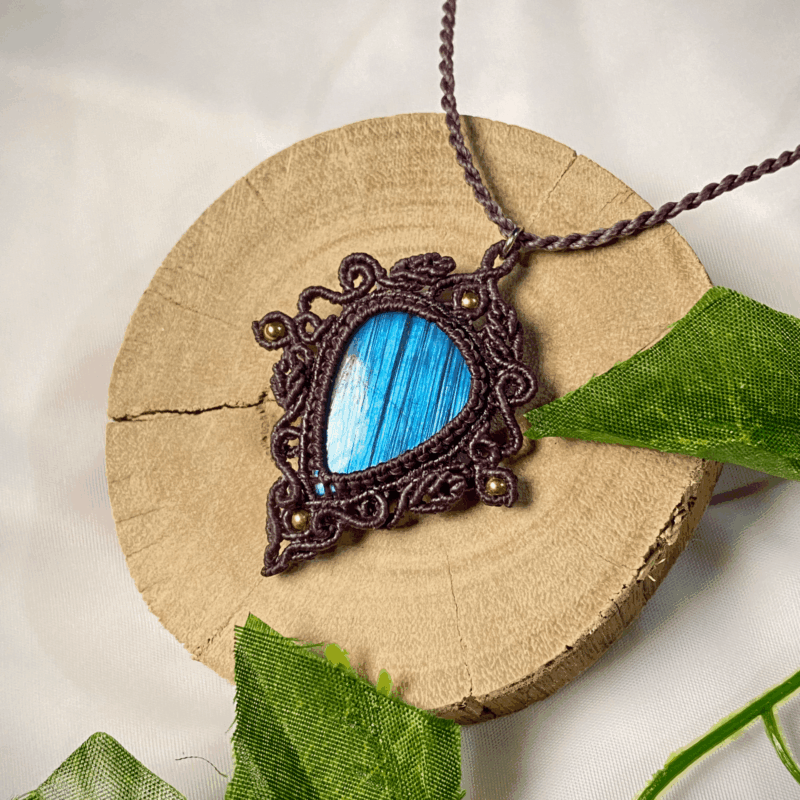 Colar modelo pingente com Labradorita