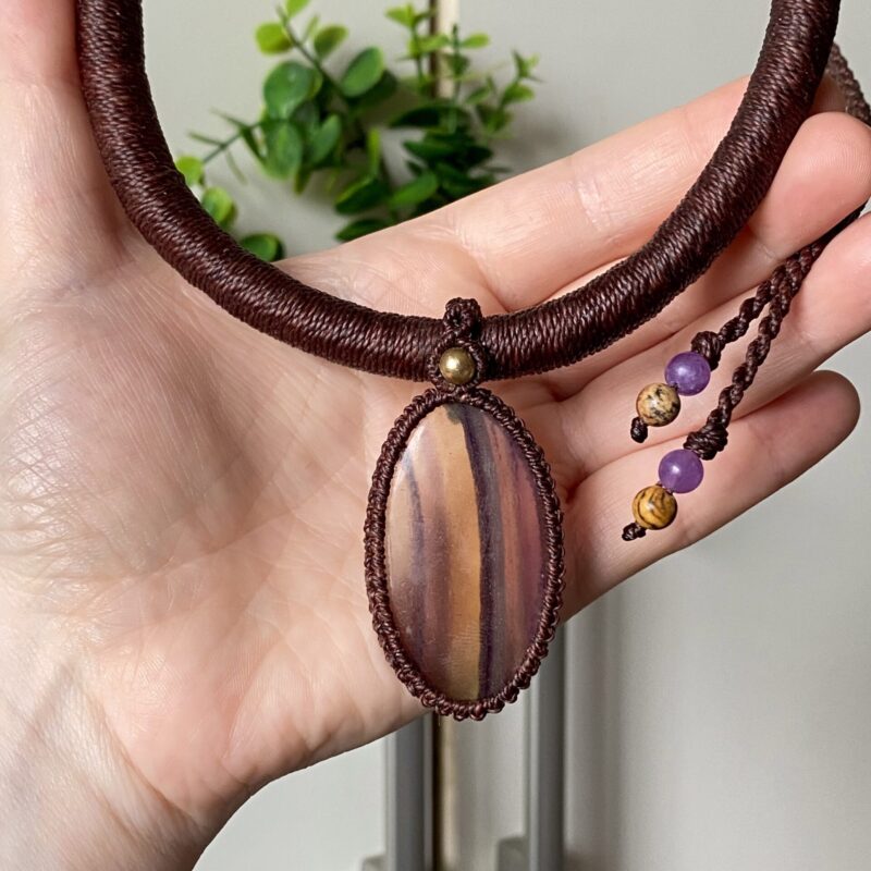 Colar tubular com Fluorita