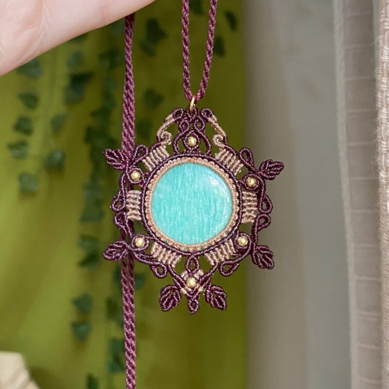 Colar pingente mandala com Pedra Amazonita