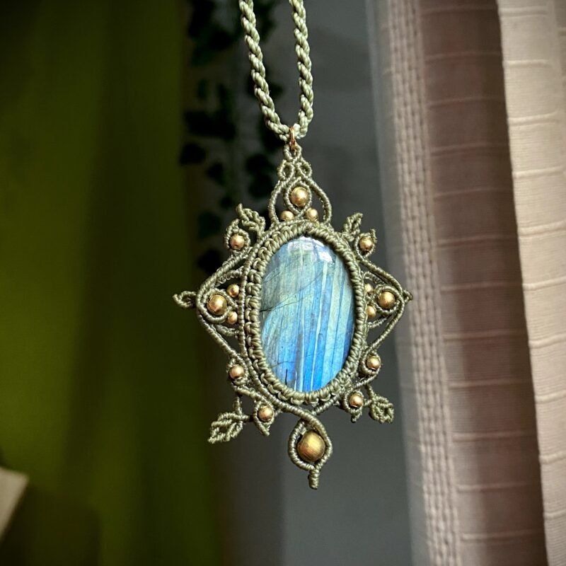 Colar Pingente com Labradorita