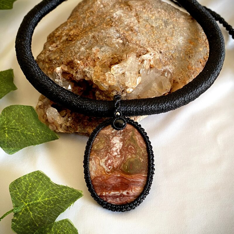 Colar com Jaspe Olho de Pássaro e Black Star