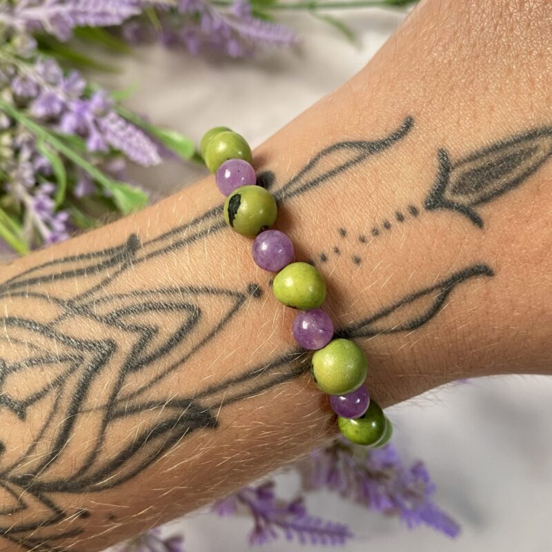 Pulseira com Ametista e miçangas de açaí