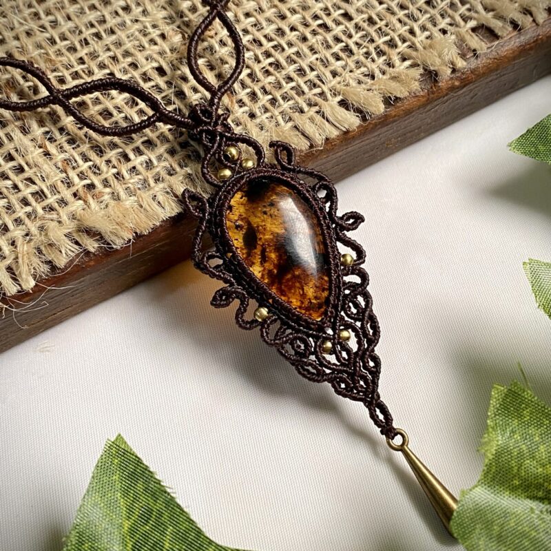 Colar com Pedra Âmbar Mexicano natural