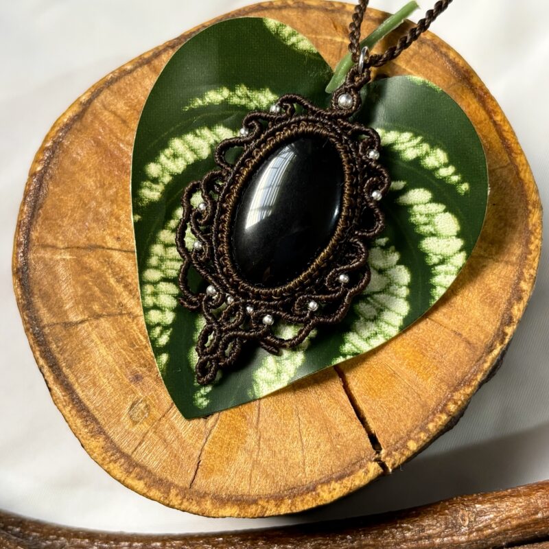 Colar pingente com Obsidiana Negra