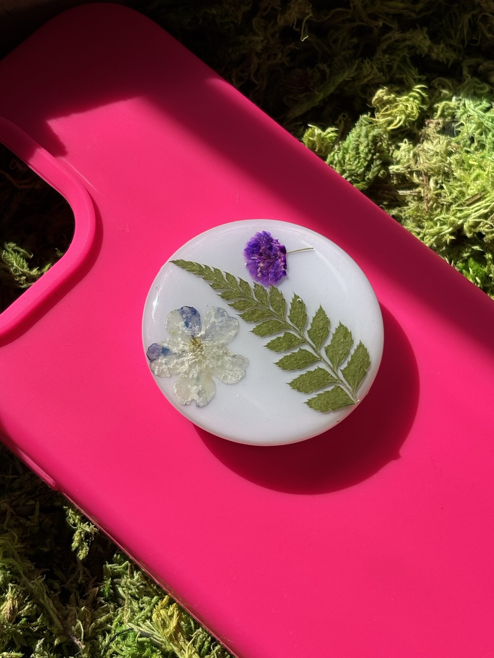 PopSocket em resina com Flores naturais - Imagem 2