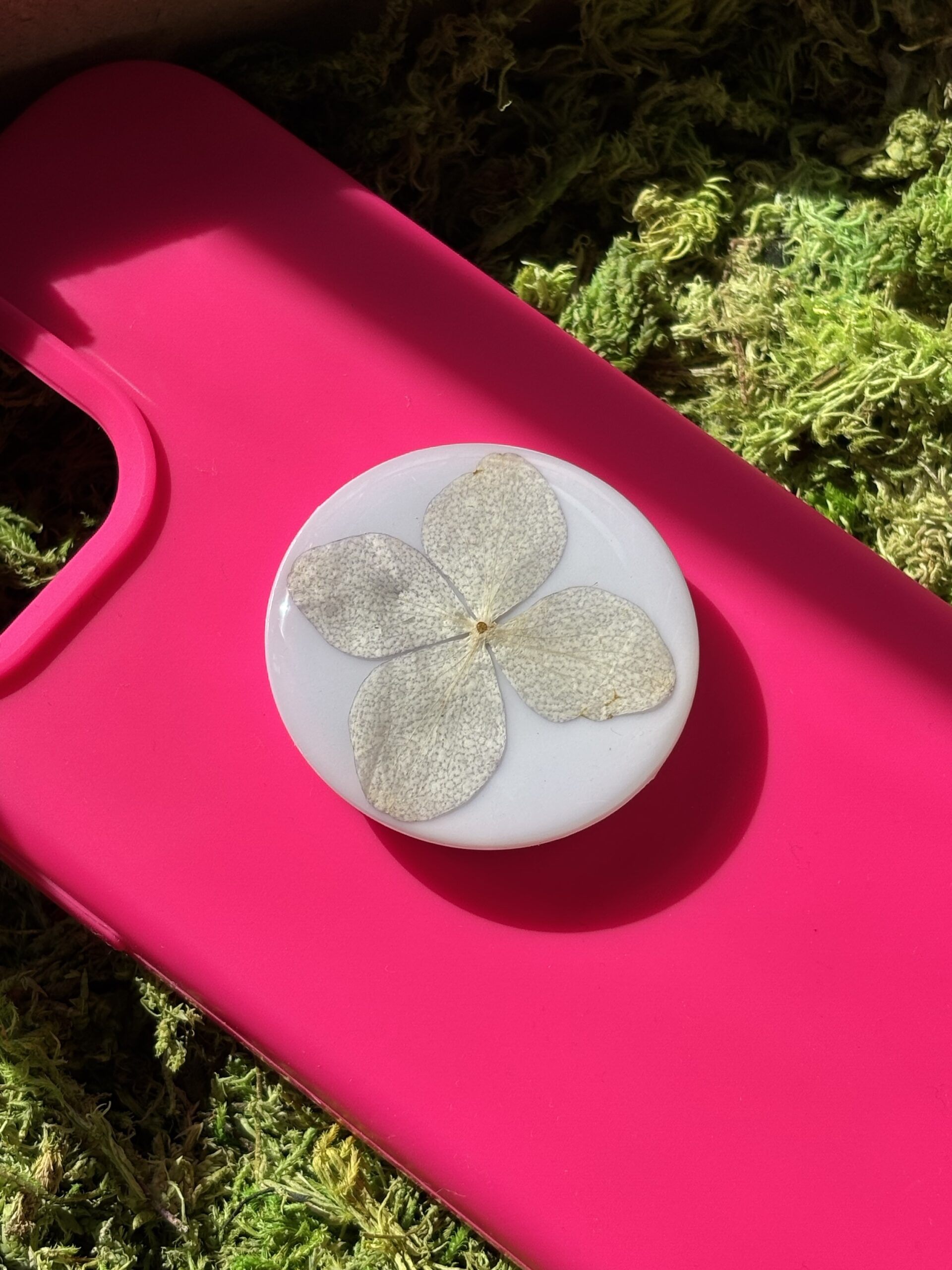PopSocket em resina com Flores naturais - Imagem 3