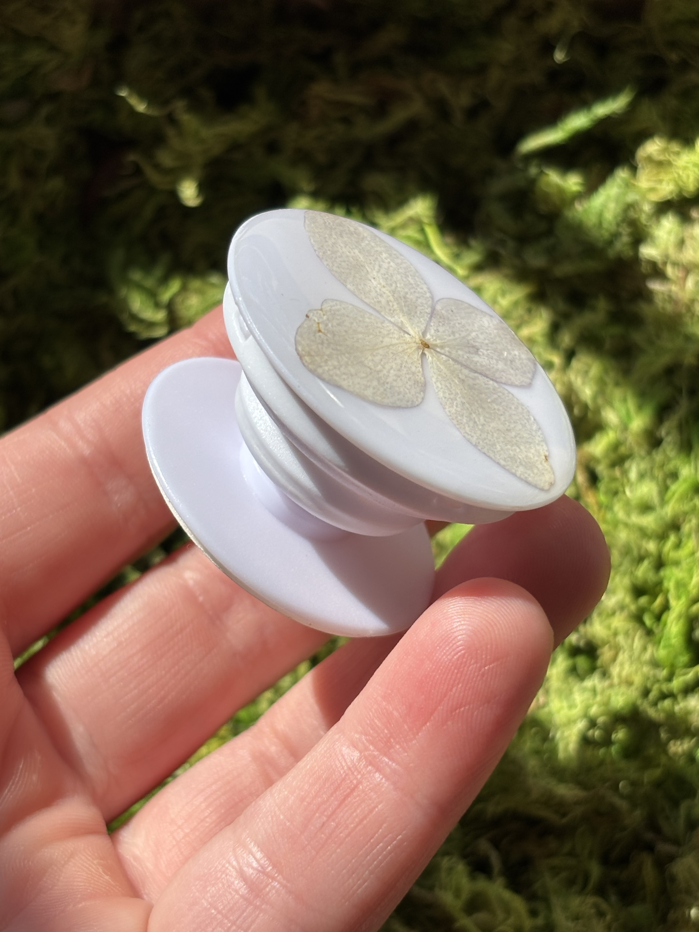 PopSocket em resina com Flores naturais - Imagem 2