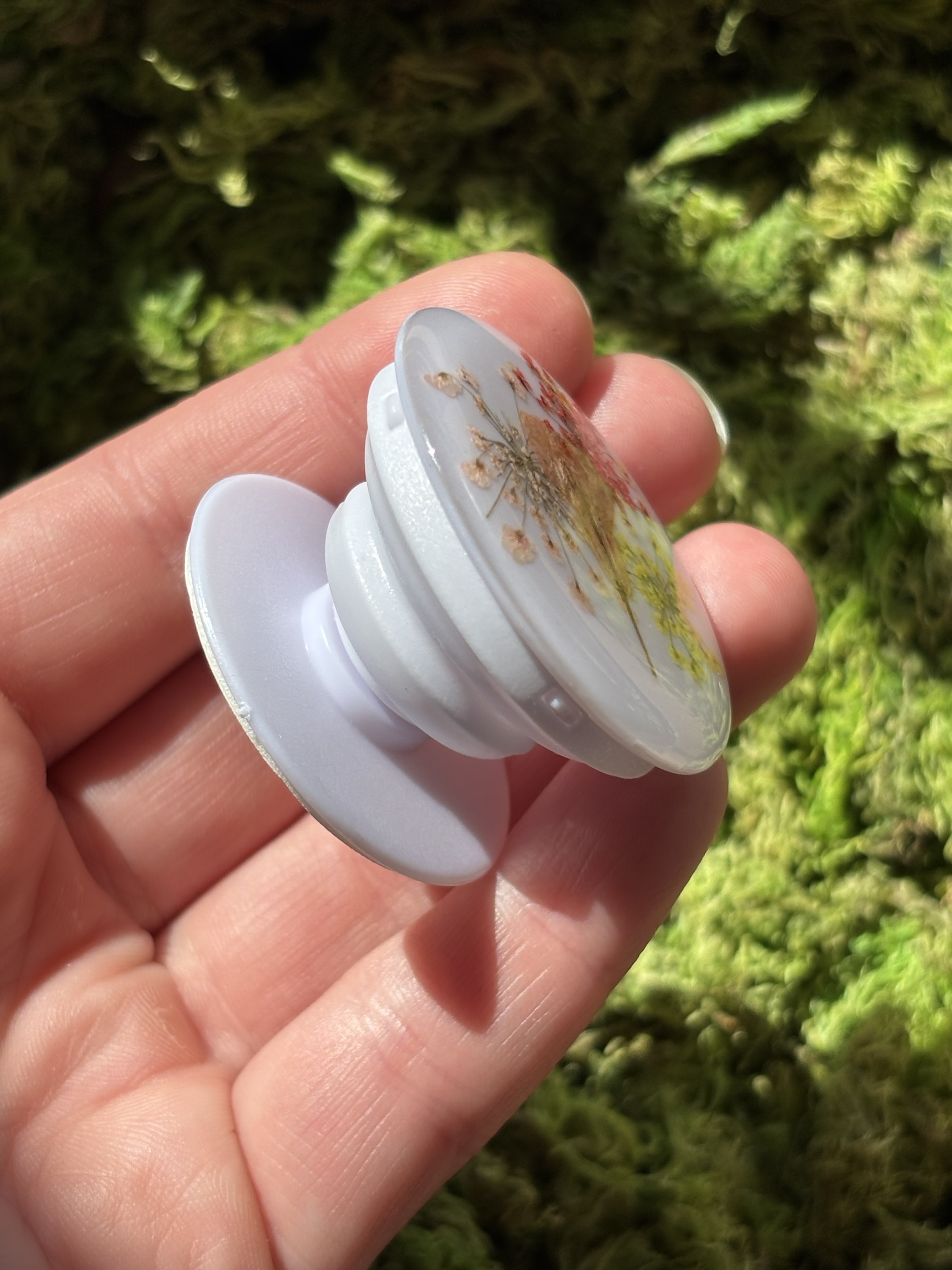 PopSocket em resina com Flores naturais - Imagem 2